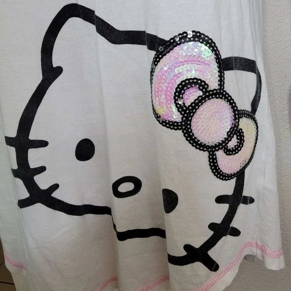 Sanrio Hello Kitty Sequin baseball style sleep shirt Junior size XL